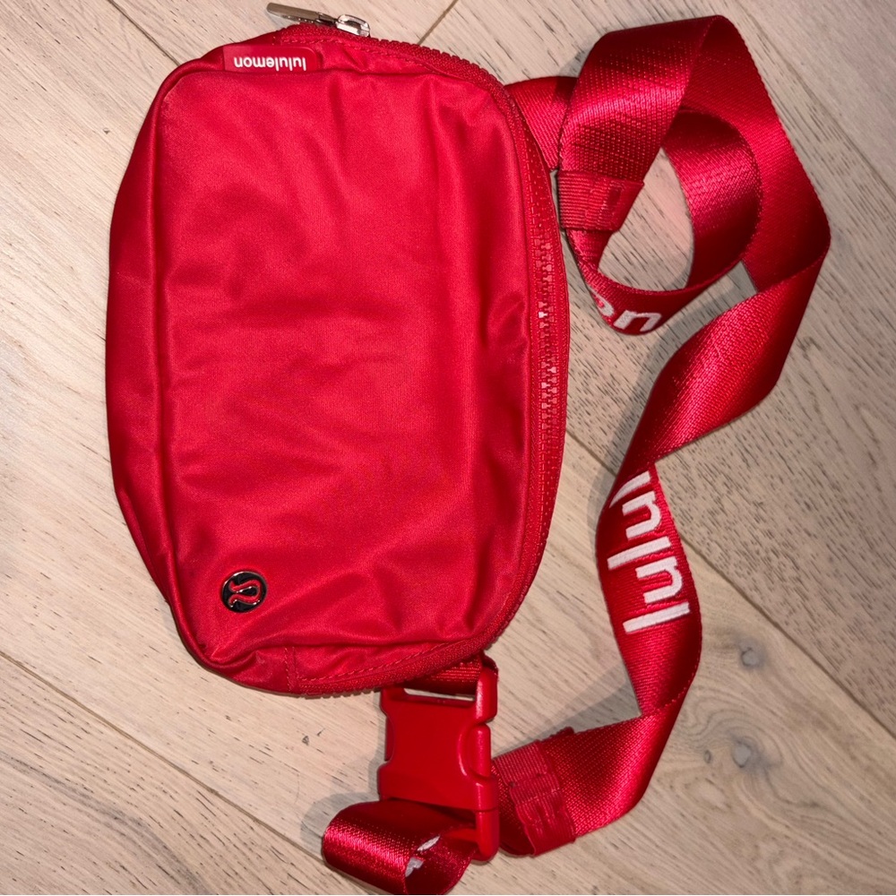lululemon athletica Bold Red Belt Bag
